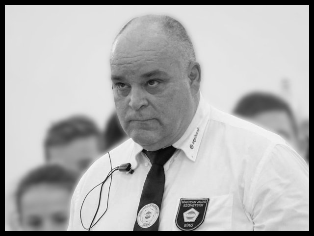 Elhunyt Mohácsi Zoltán