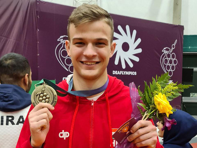Ötvös Patrik bronzérmes a siketlimpián!