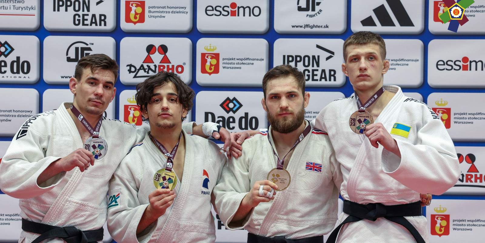 Pongrácz Bence és Gyertyás Róza ezüstérmes